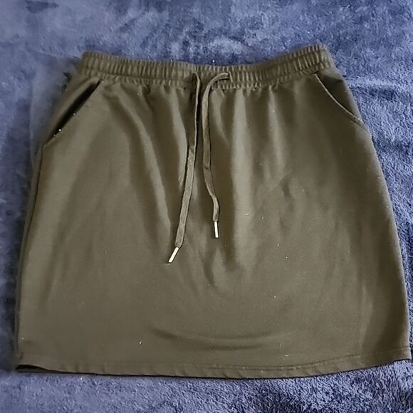 Black Drawstring Sweat Skirt - Picture 1 of 3